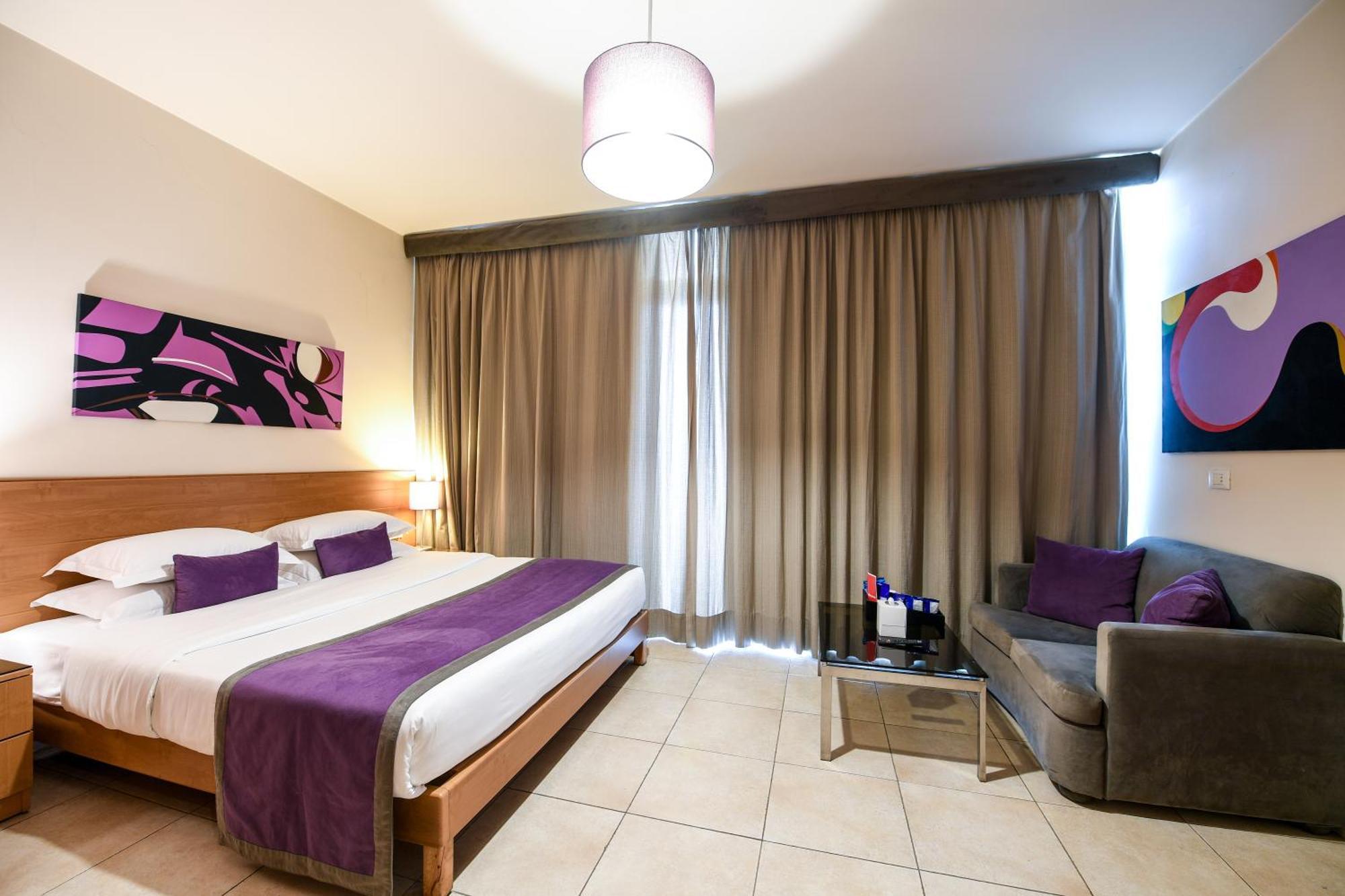 The Smallville Xpress Beirute Exterior foto