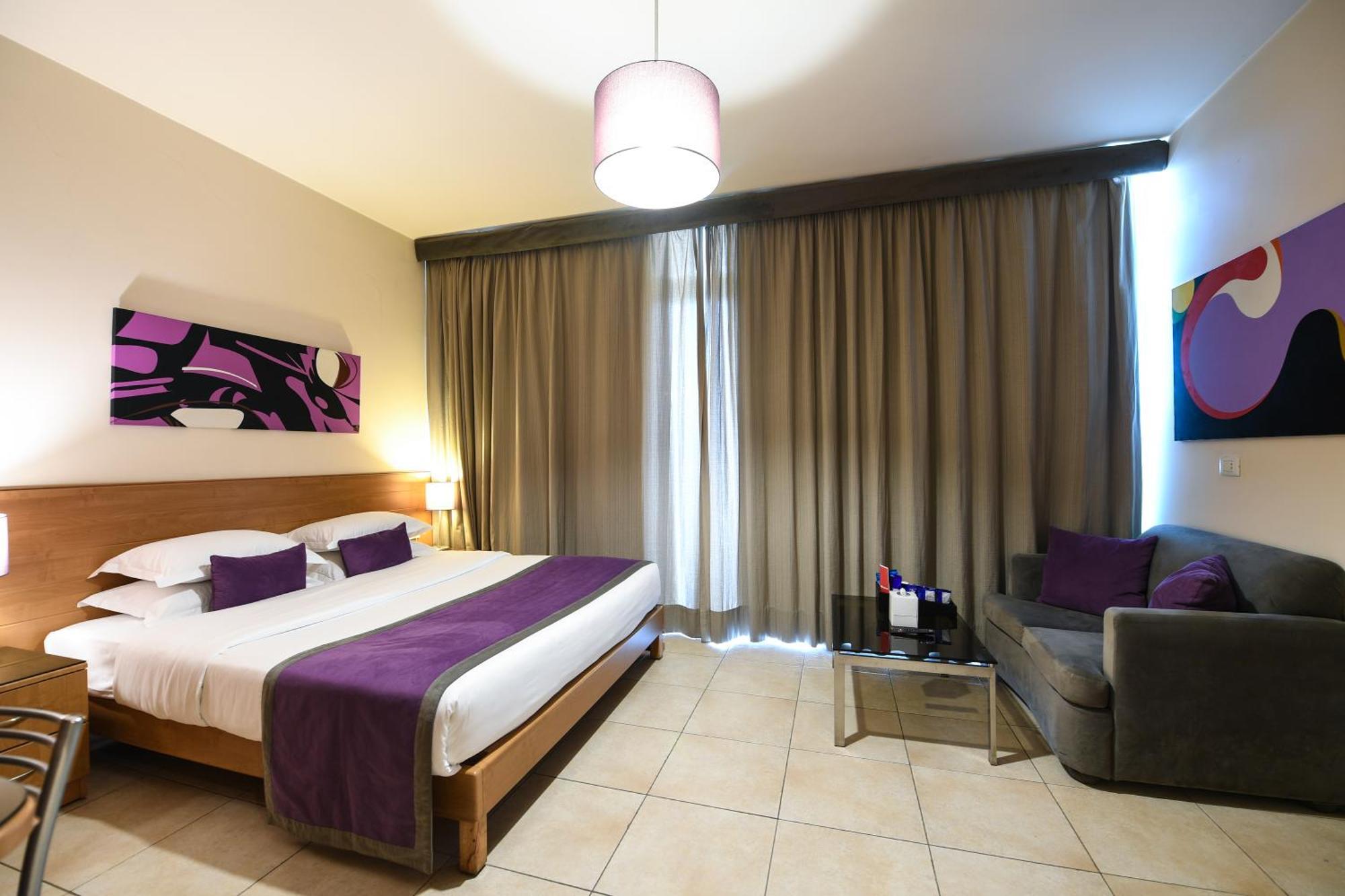 The Smallville Xpress Beirute Exterior foto